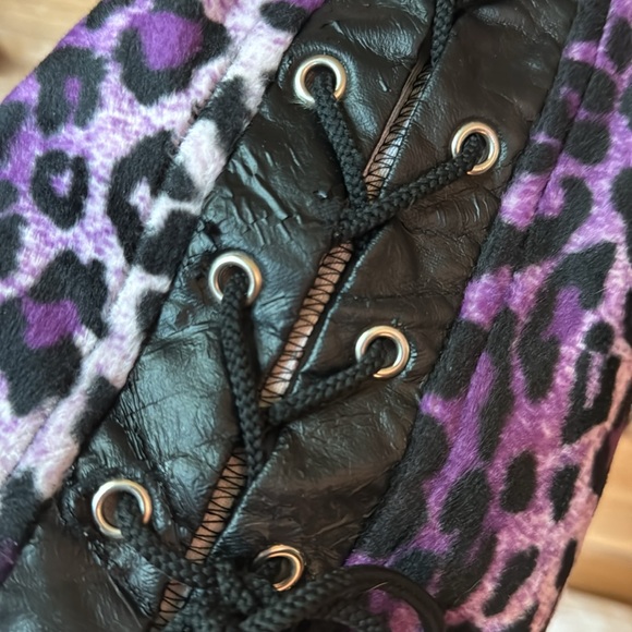 VTG Lip Service Los Angeles purple Cheetah leopard Fuzzy Pants Size 5 - Picture 2 of 8